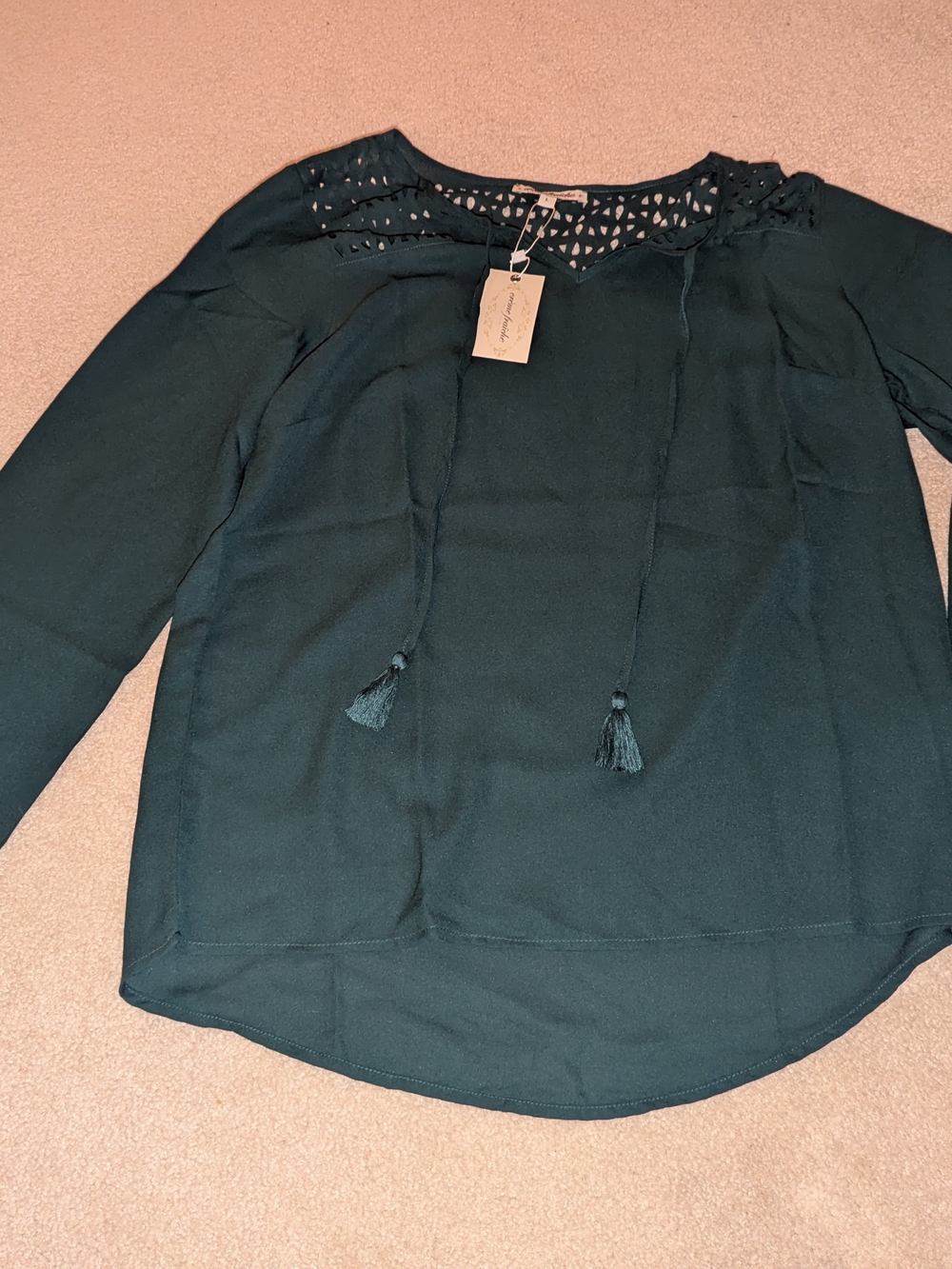 Nwt Women's Dark Green Lightweight Long-Sleeve Top Sz L